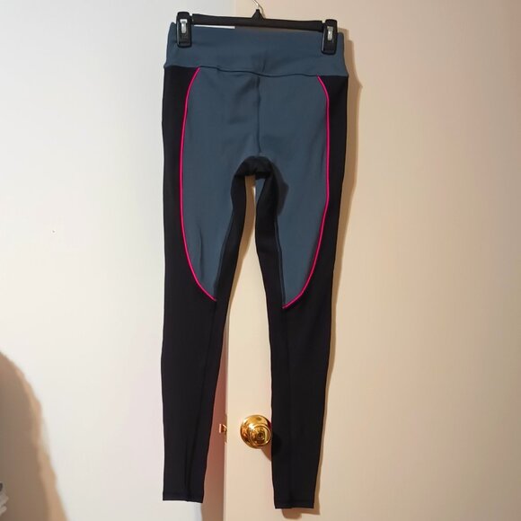 EUC ~ Avia Women's Color Block Active Performance Power Stripe Leggings (Small) - Picture 2 of 3